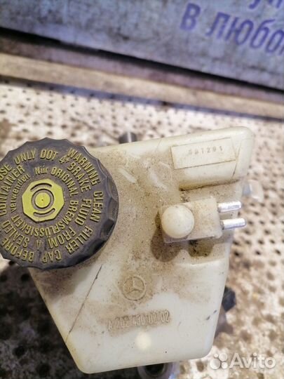 Цилиндр главный тормозной Mercedes-Benz CLK 200