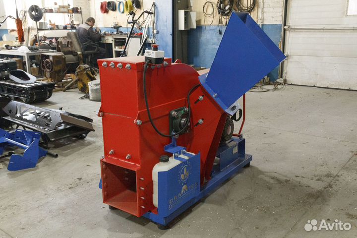 Cадoвый Щепорез Щ650 draхtеr 29 л.с