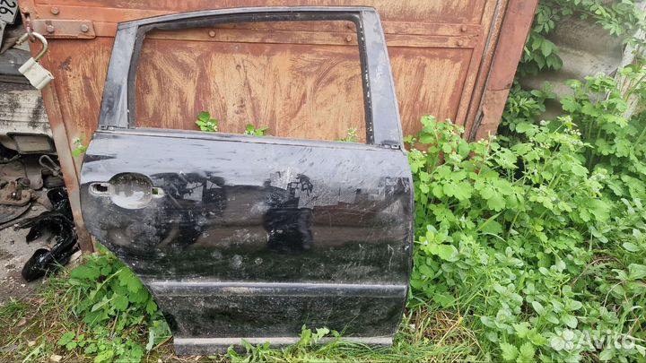 Volkswagen Passat B5 Plus задняя правая дверь