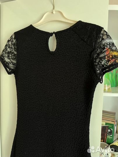 Черное платье мини