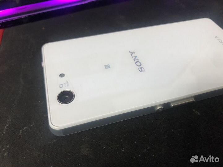 Sony Xperia Z3 Compact, 2/16 ГБ