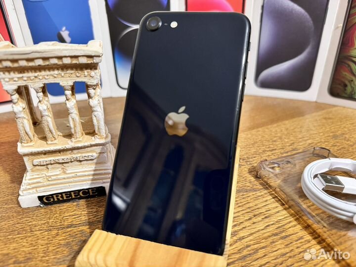iPhone SE (2022), 64 ГБ