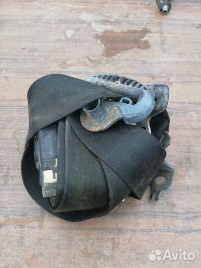 Ремень безопасности Шкода Фабия 1