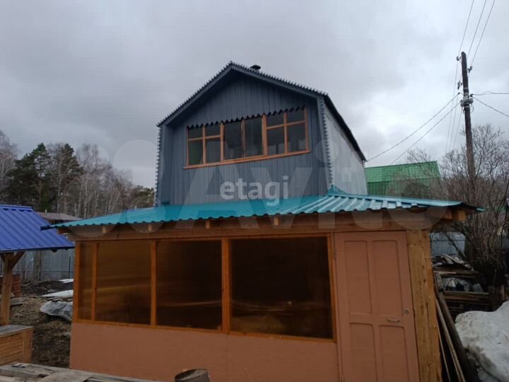 Дача 10 м² на участке 5 сот.