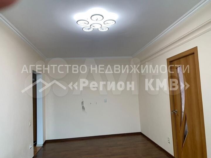 4-к. квартира, 59,7 м², 2/5 эт.