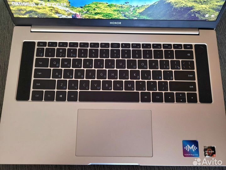Honor Magicbook pro 16 8/512 серебристый как новый