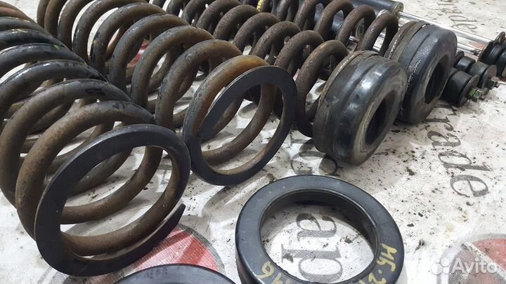 Пружины+амортизаторы на Mercedes W116