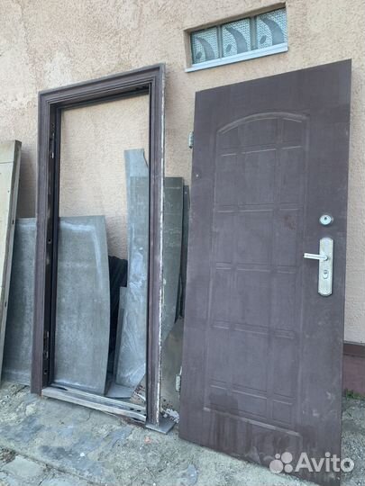 Дверь входная