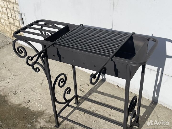 Кованая решетка гриль