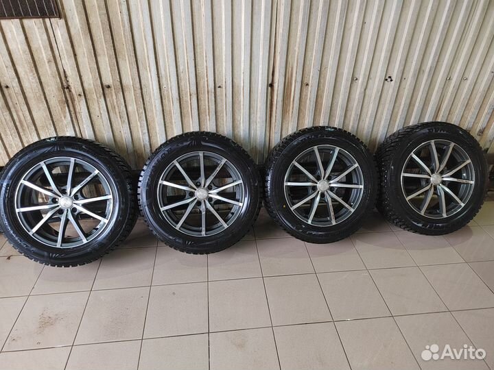 Колеса в сборе 225/60 R17, зимние