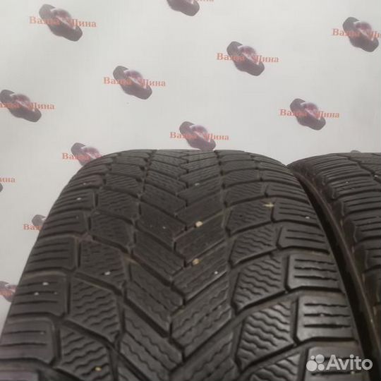 Michelin X-Ice XI2 285/45 R22
