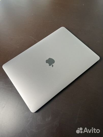 Apple MacBook Pro 13 2018 i7-2.7/16/512 Touch bar