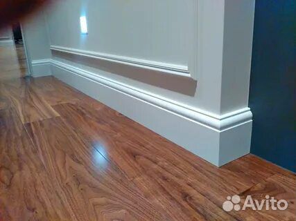 Монтаж плинтуса