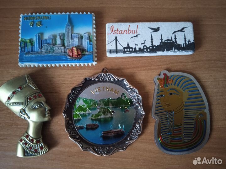Магниты на холодильник из разных стран