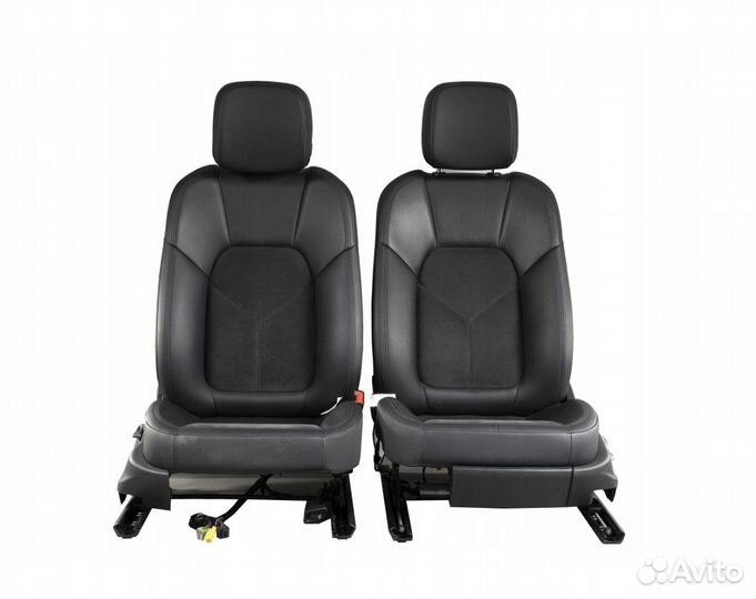 Сиденья Porsche Macan, кожзам, черные, алькантара