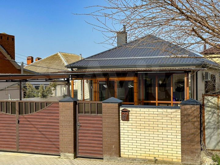 Дом 93 м² на участке 4 сот.