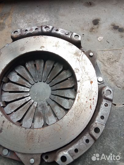 Корзина сцепления Valeo HDC 139