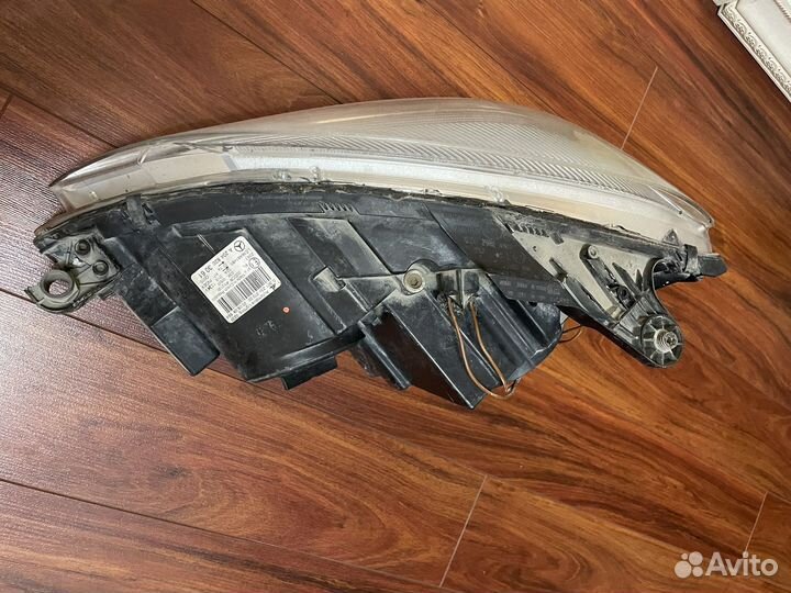 Фара mercedes w204