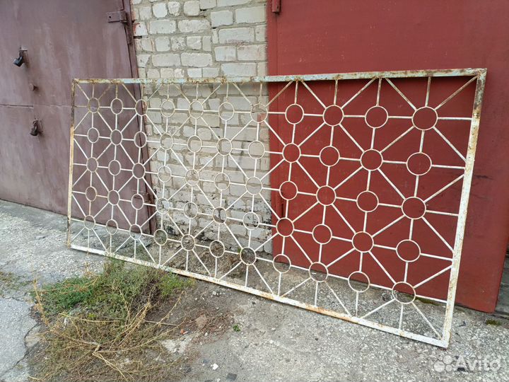 Решетка на окна металлическая