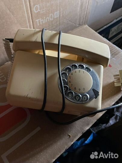 Старый телефон дисковый СССР