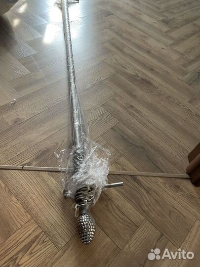 Карниз декоративный на кронштейнах