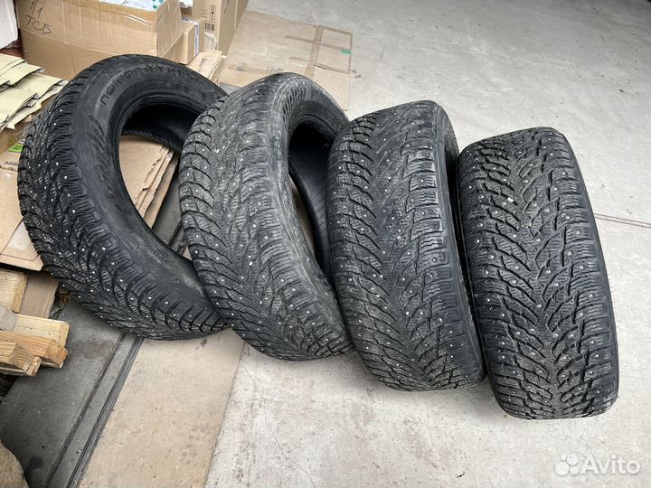 Nokian Tyres Hakkapeliitta 9 235/55 R17 103T