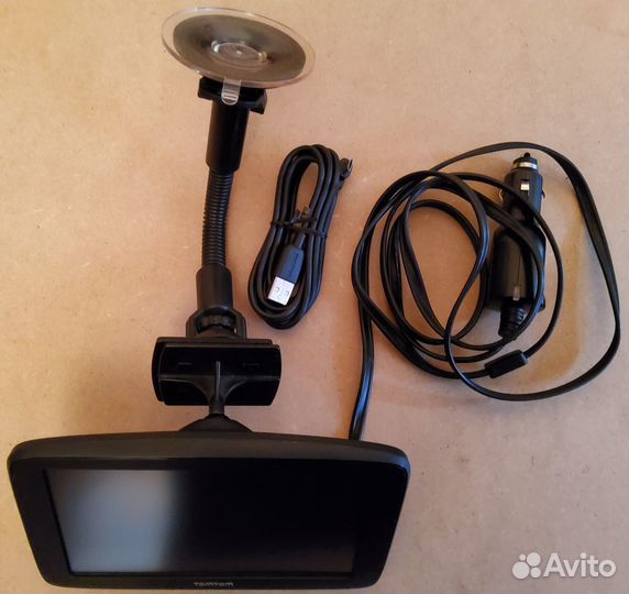 Навигатор TomTom Go Basic 6