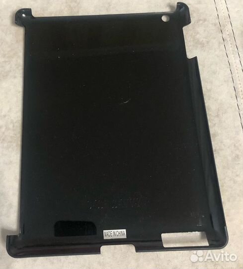 Защитная задняя панель на iPad 4