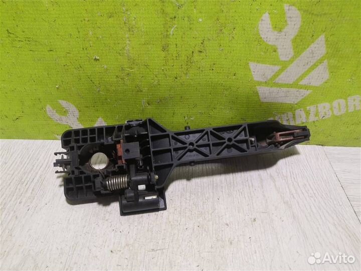 Ручка двери передней наружная левая Хендай i30 1