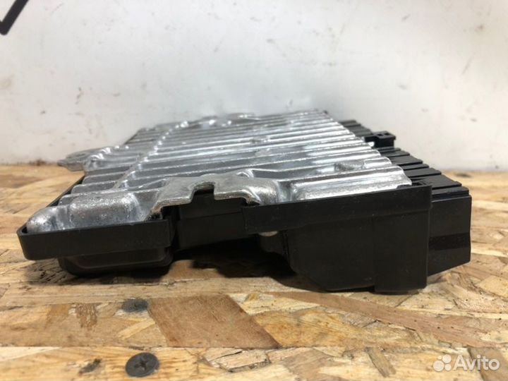 Блок управления подвеской Land Rover Range Rover