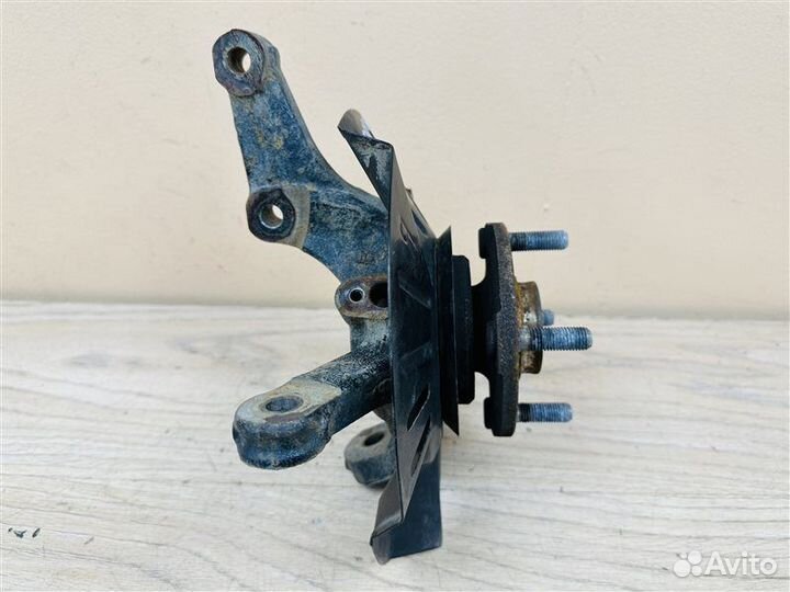 Кулак поворотный передний правый Kia Rio 4 X-Line