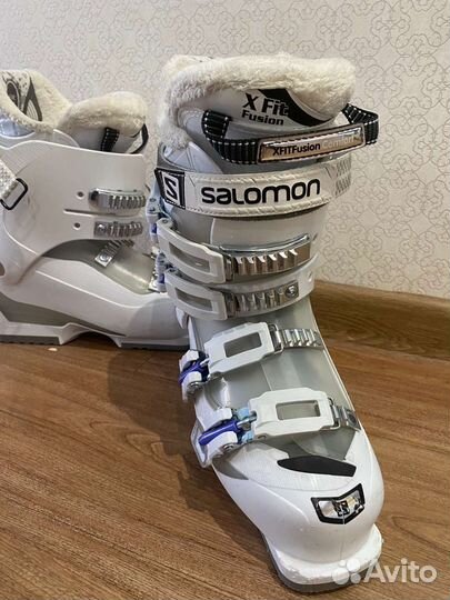 Горнолыжные ботинки Salomon