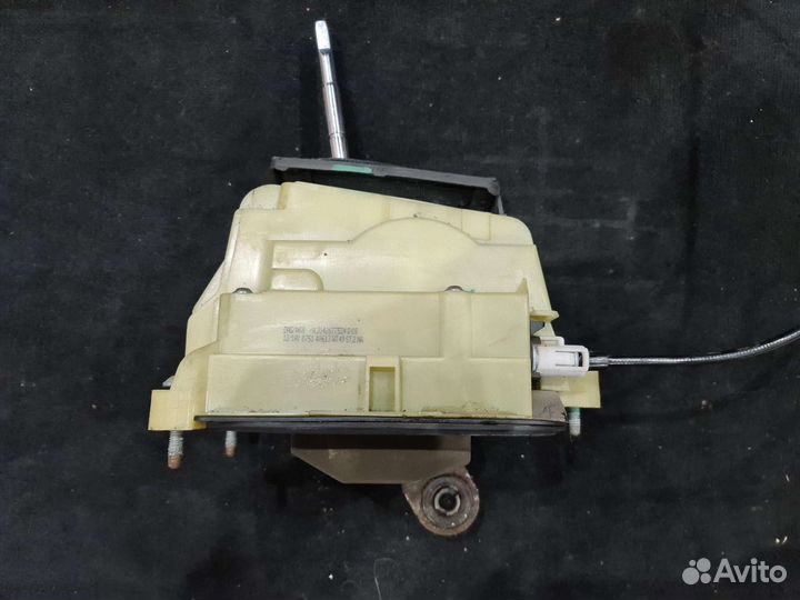 Селектор АКПП Mercedes W204 рест