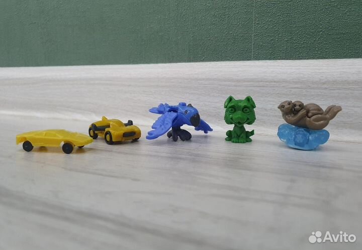 Игрушки киндер и другие, скрепыши, чипикао