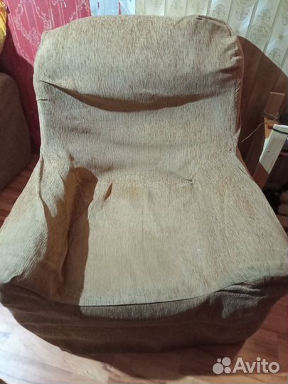 Кресло мягкое в гостиную