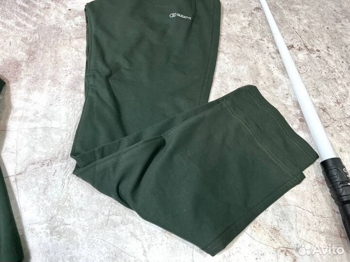 Спортивные костюмы Bugatti