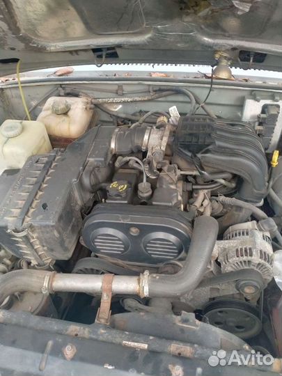 Двигатель частями Крайслер Волга 2.4 dohc