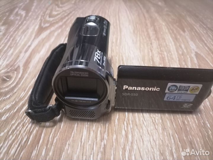 Видеокамера Panasonic SDR-S50