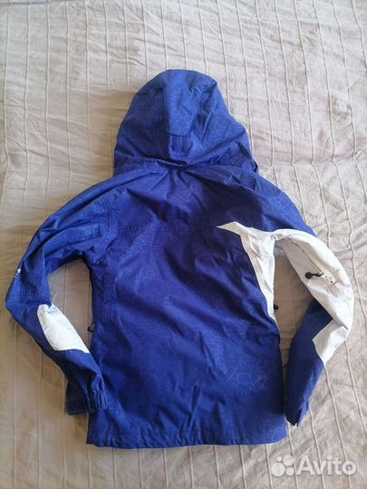 Горнолыжная/сноубордическая куртка XS