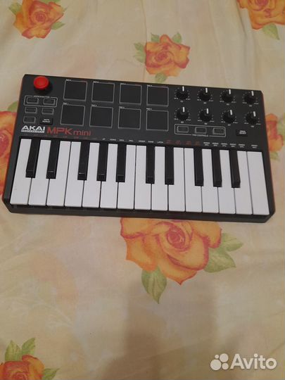 Midi-клавиатура akai Pro MPK mini MK2 новая