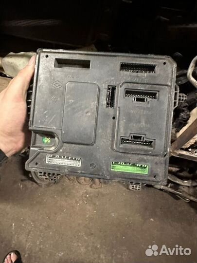 Блок комфорта Renault Fluence