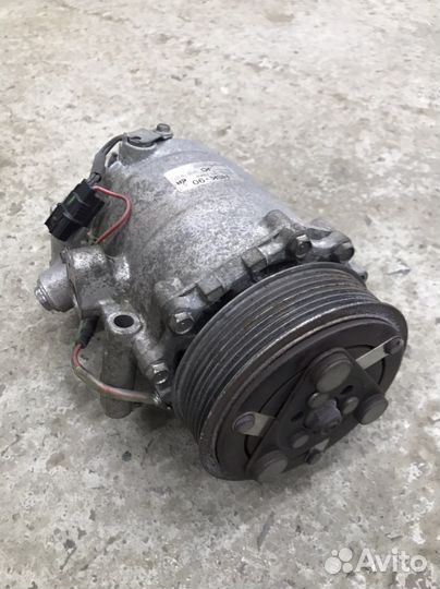 Компрессор кондиционера Honda Accord 8