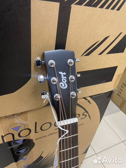 Акустическая гитара 3/4 Cort AD-mini чехол,новая