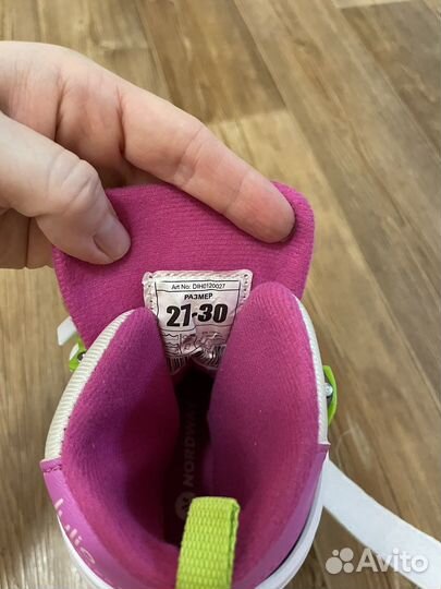 Продам коньки детские