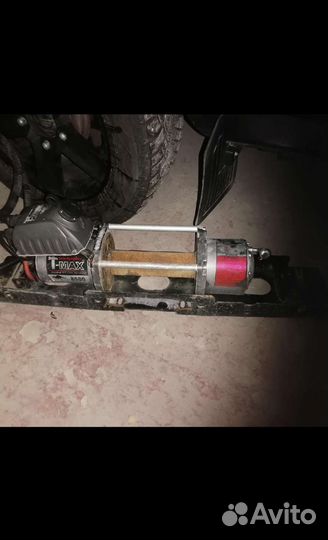 Лебедка электрическая автомобильная