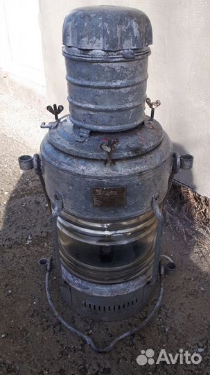 Корабельный фонарь