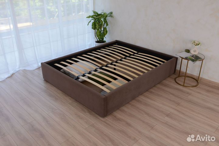 Кровать 160х200 с матрасом новая