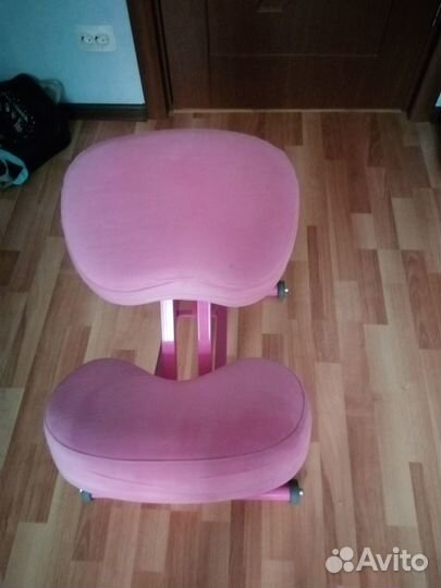 Коленный стул