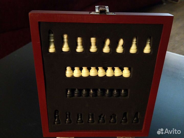 Винный набор - подарочный с шахматами