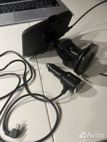 Навигатор Navitel N500